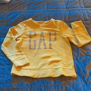 🎄BOGO🎄Gap Crewneck